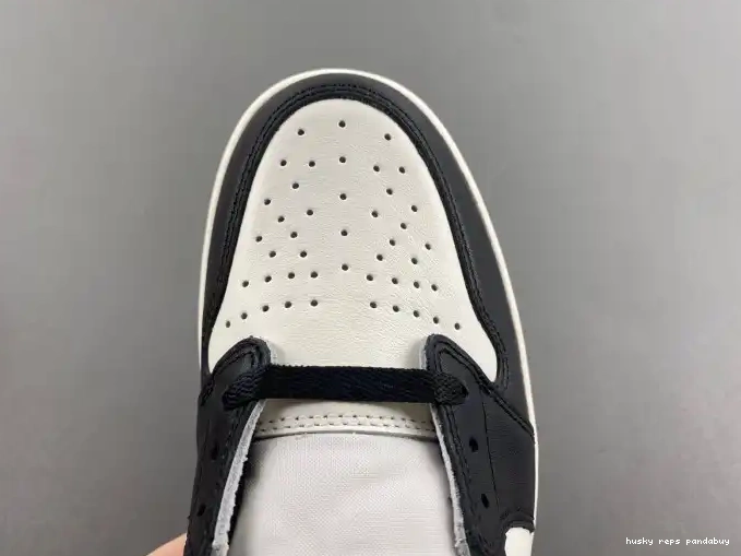 Cheap Husky Jordan Low OG 1 CZ0790-102 Air Mocha 0604
